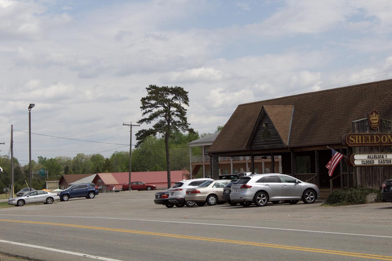 Sheldon'S Motel And Restaurant Keysville Exterior foto