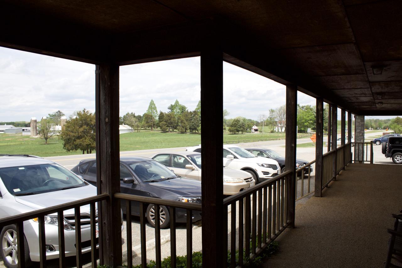 Sheldon'S Motel And Restaurant Keysville Exterior foto