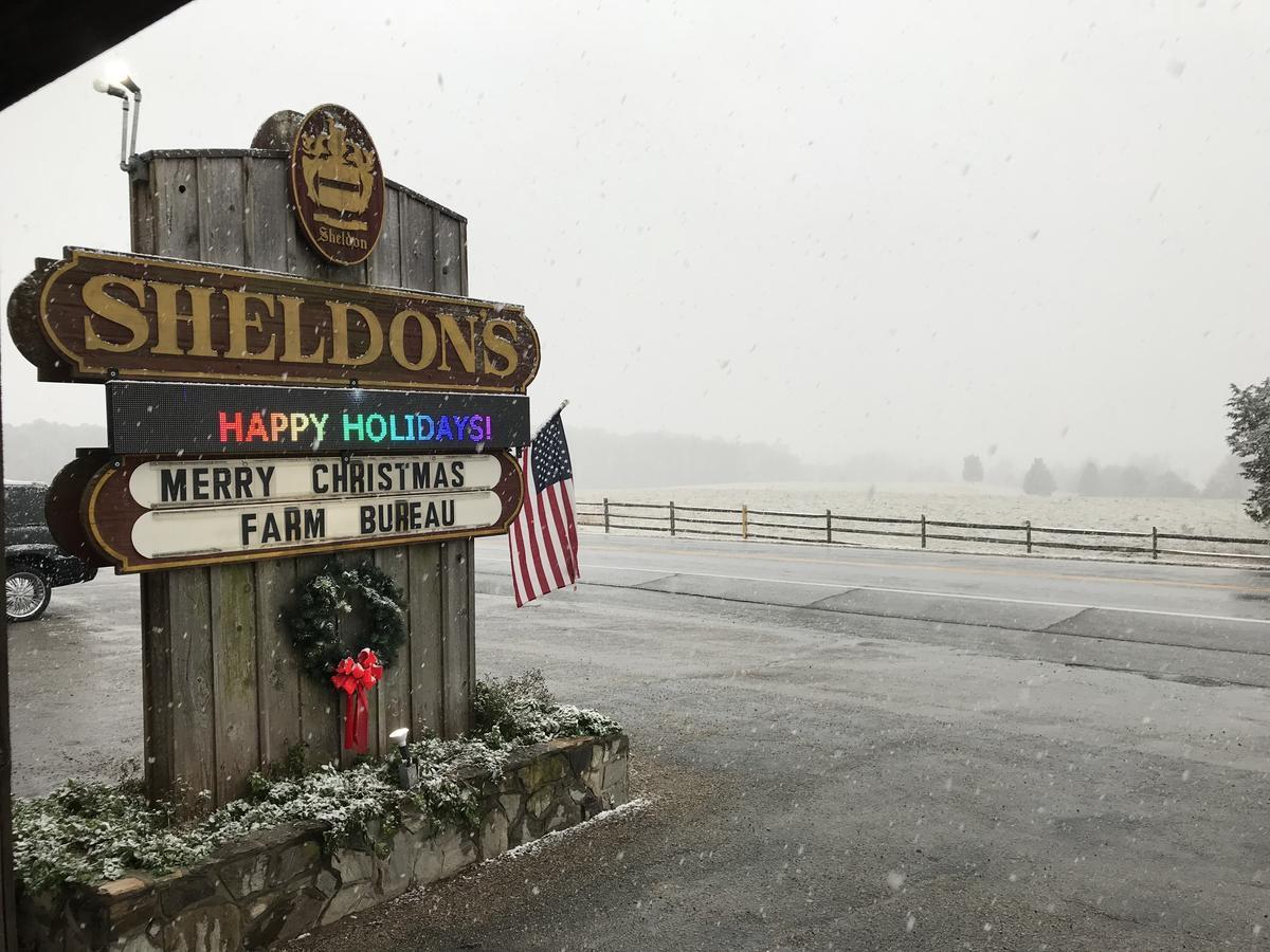 Sheldon'S Motel And Restaurant Keysville Exterior foto